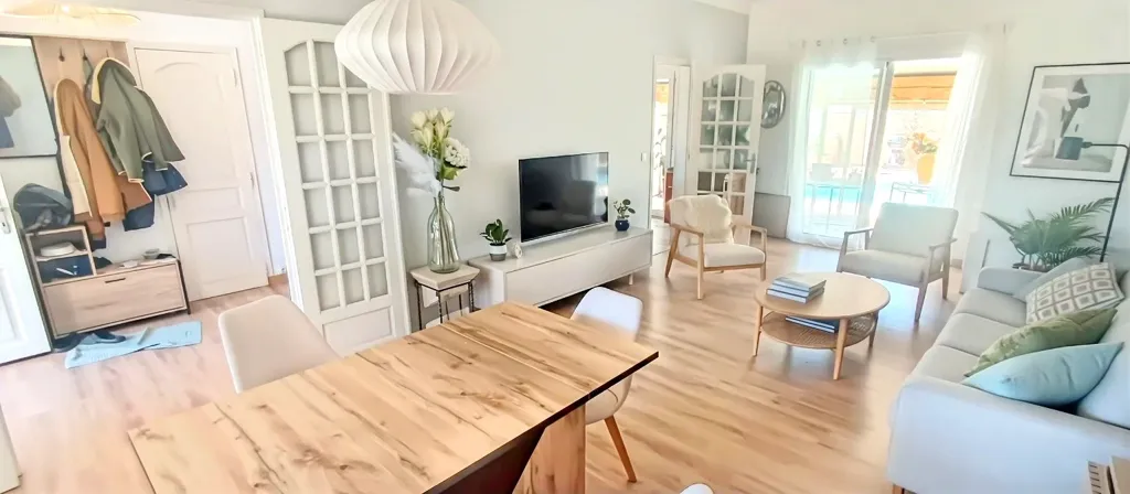 Séjour - Villa Indépendante avec Piscine à Sanary-sur-Mer