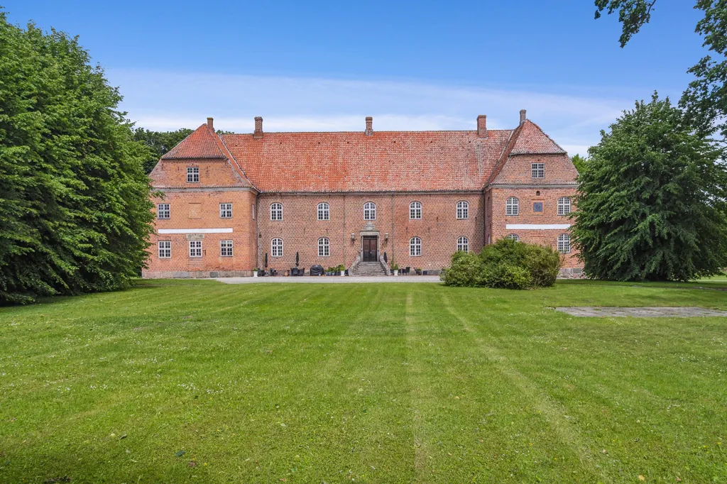 Extérieur - Medieval Manor with Forest View in Djursland