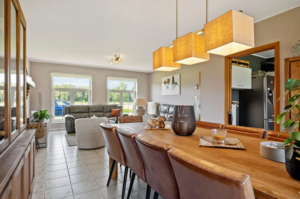 Sala da pranzo - House with Open Views in Merchtem