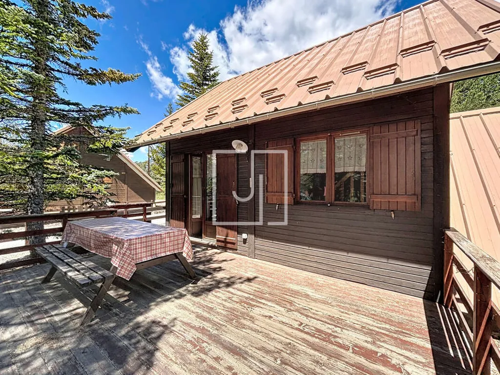 Terrass - Renovated Chalet with Garden in Barcelonnette