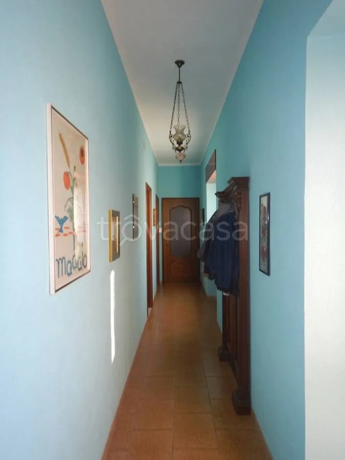 Esik - Casale with Large Garden in Gorzegno