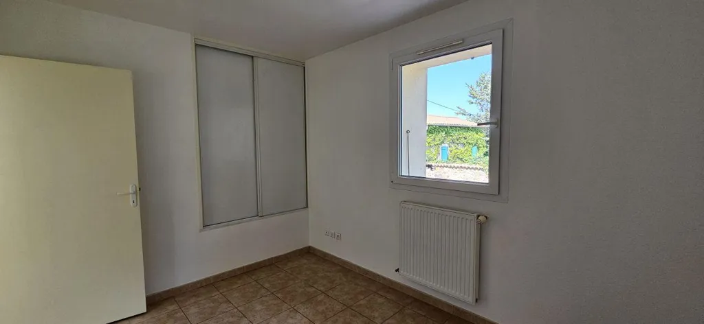 Pièces - Appartement Duplex avec Garage à Privas