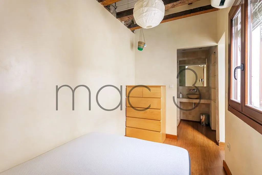 Chambres - Apartment with Balcony in Justicia, Madrid