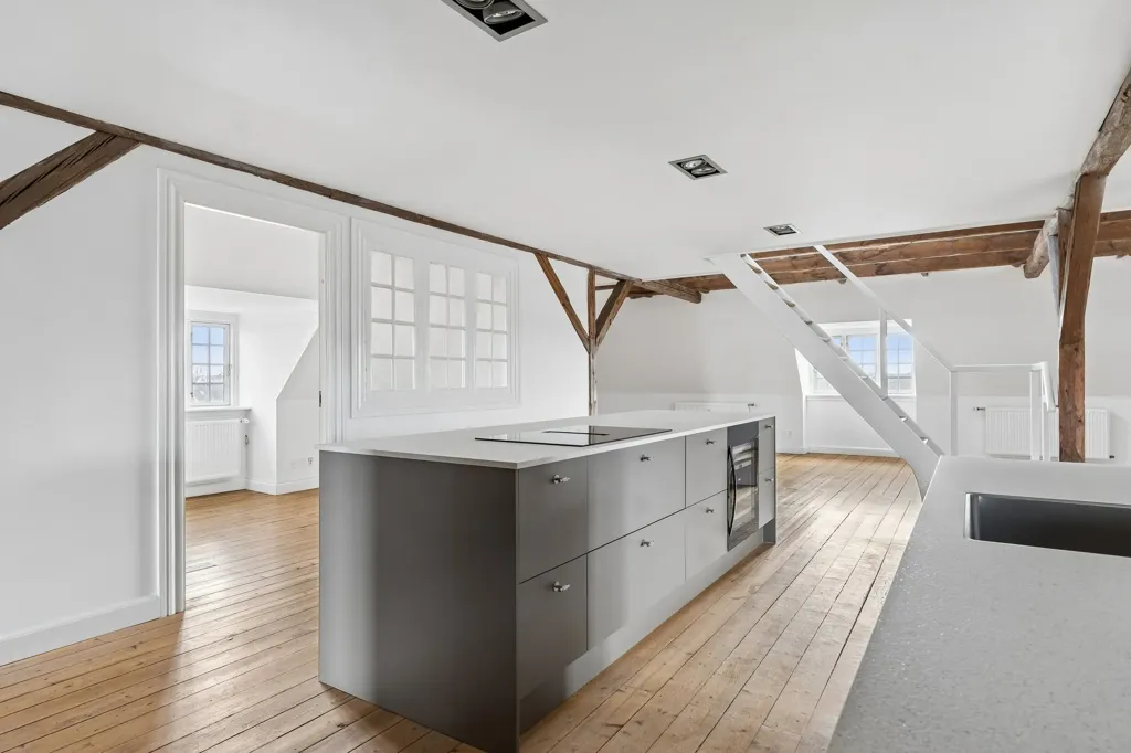 Kitchen - Two-Bedroom Flat in Odense C