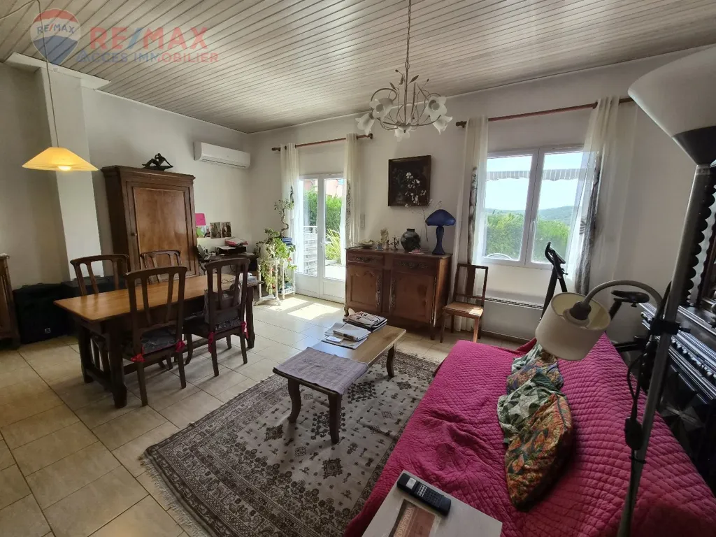 Söögituba - Duplex Villas with Pool in Quiet Village