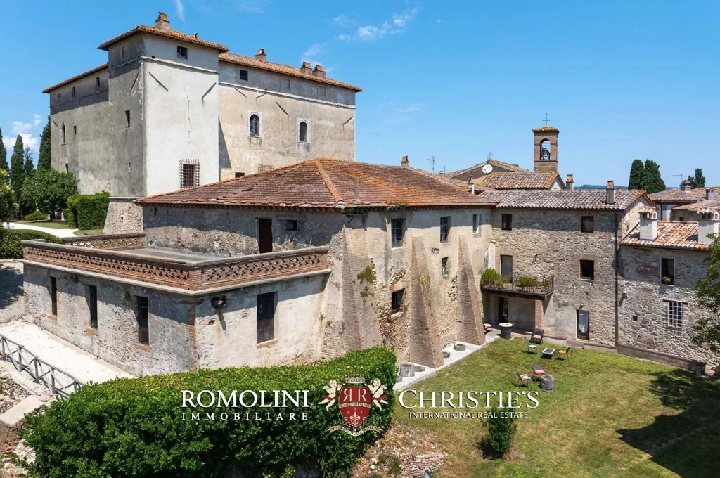 Välivaade - Historic Estate with Castle in Umbria