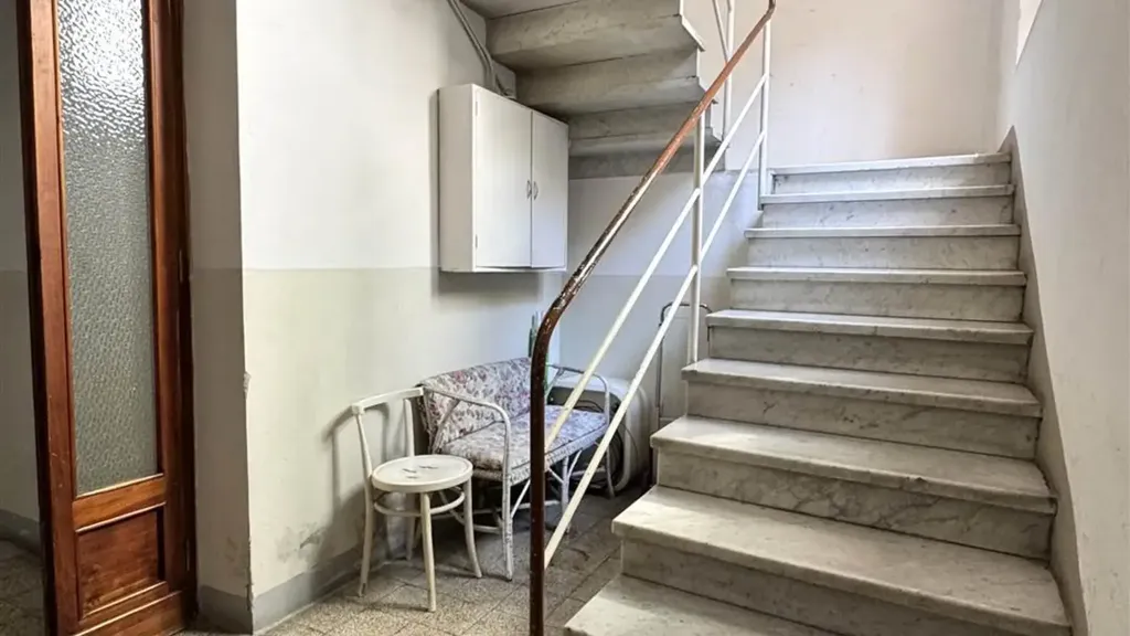 Pièces - Apartment with Terrazzo in Empoli Centre