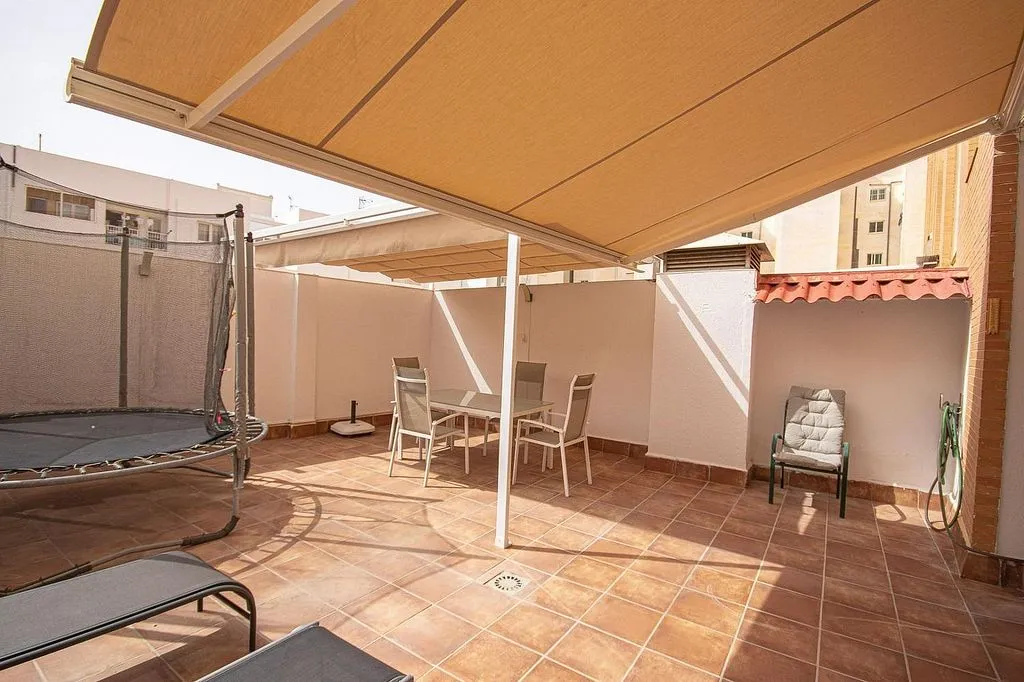 Terrace - Holiday Apartment with Terrace in Torrevieja