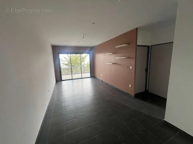 Entrée - Appartement 3 pièces à Sainte-Marie