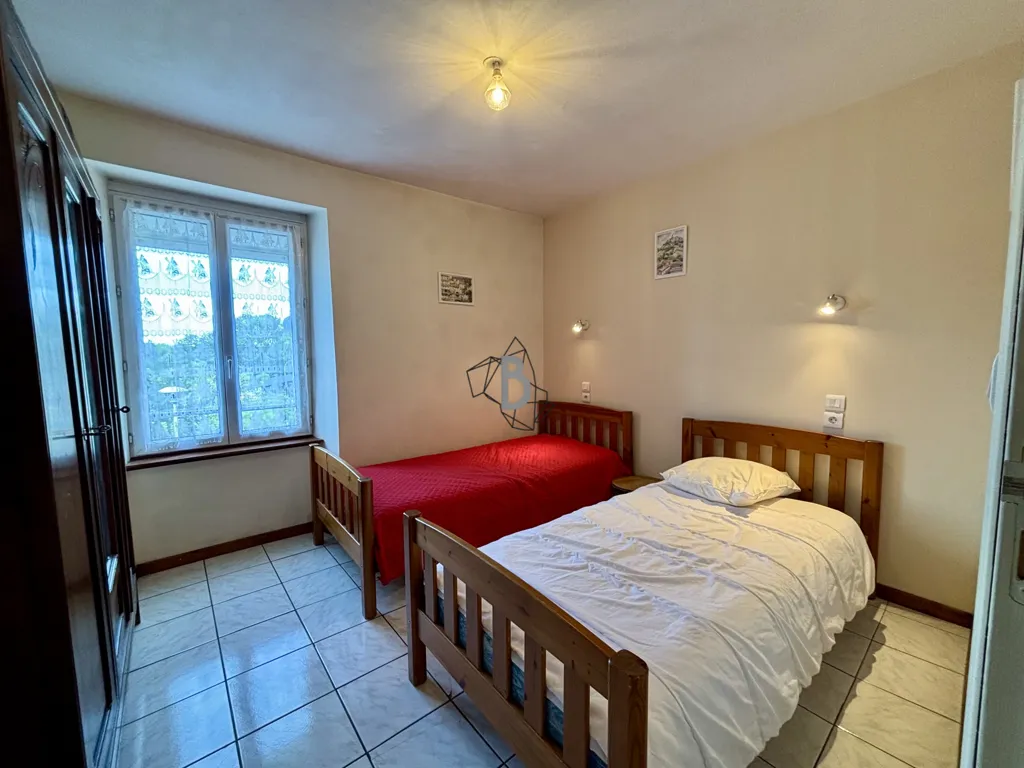 Chambres - Ensemble Immobilier avec Deux Logements à Carmaux