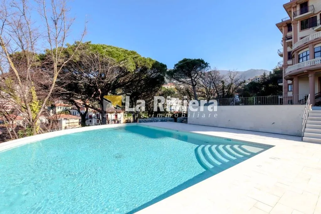 Piscine - Luxury Apartment with Pool in Rapallo