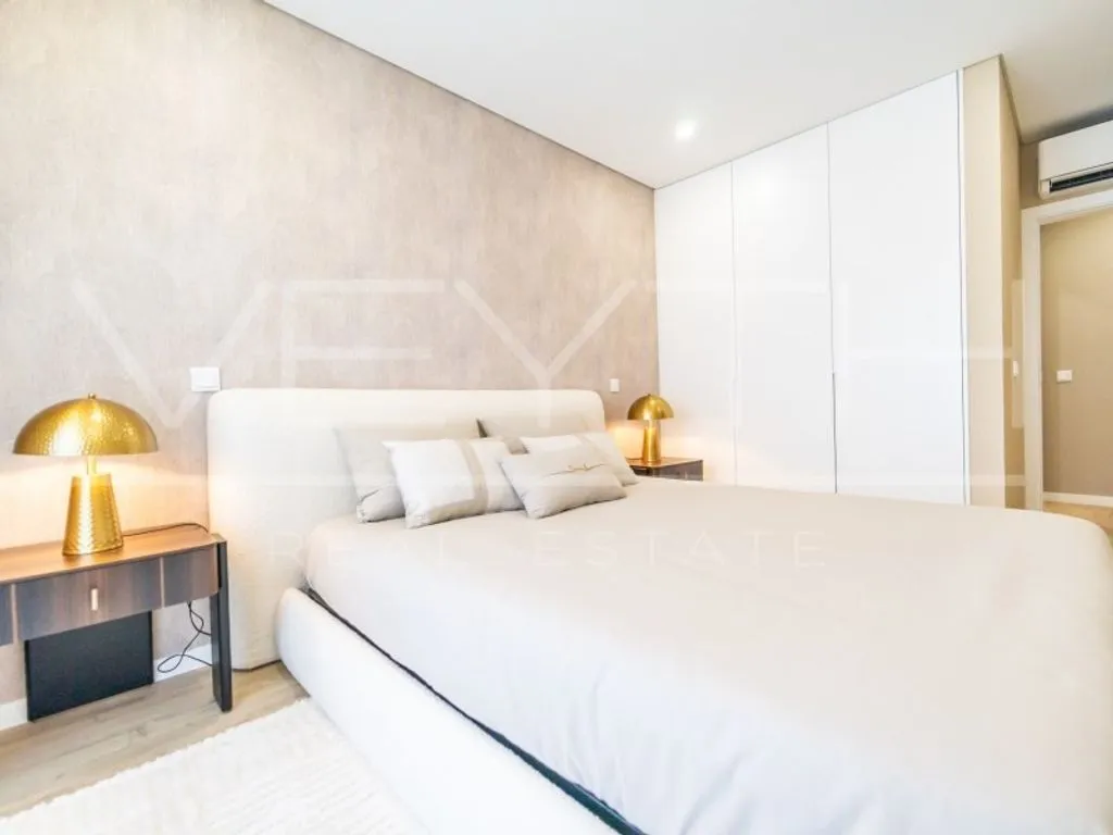Magamistoad - Luxury Duplex Flat with Terrace in Portas da Cidade