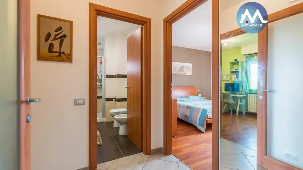 Hallway - Trilocale with Balcony in Pesaro