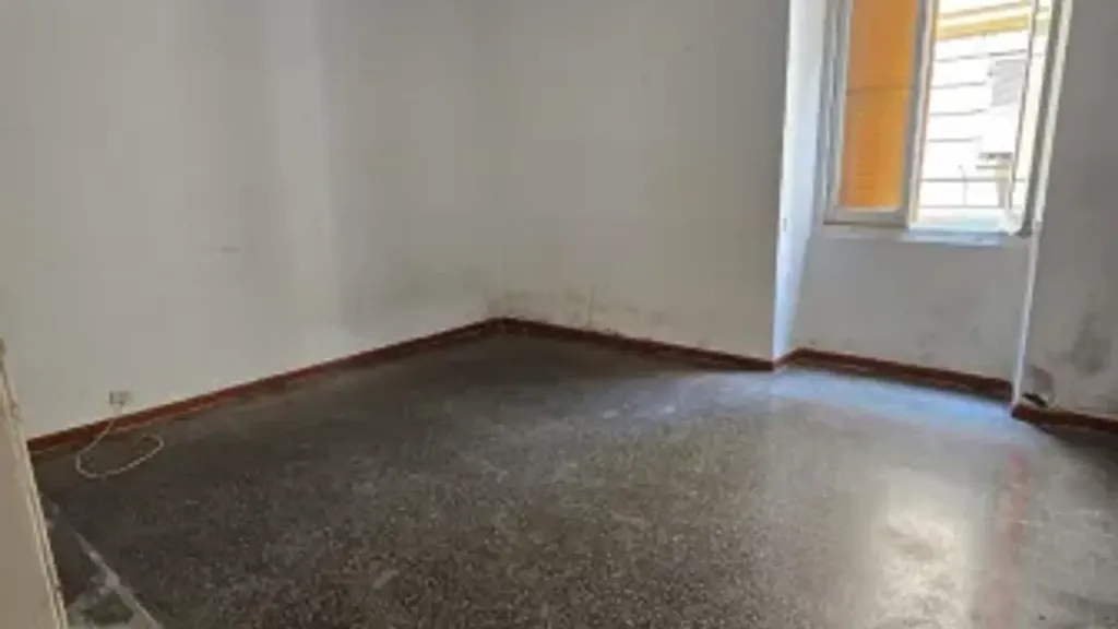 Pièces - 4-Bedroom Apartment in Sestri Ponente