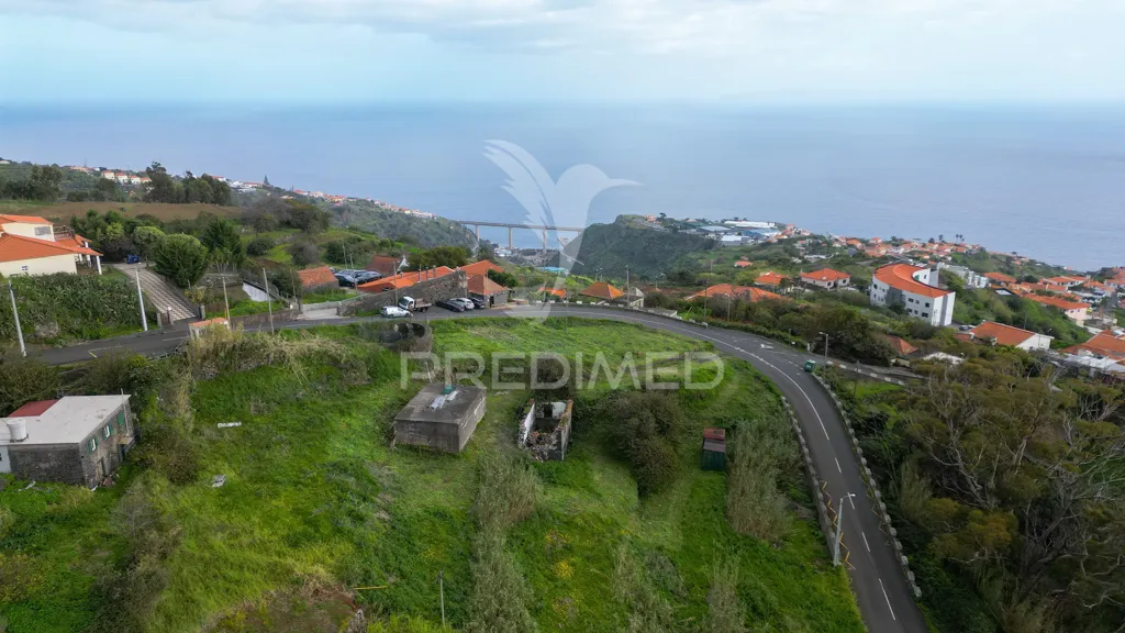 Vue aérienne - Buildable Plot with Sea View in Caniço