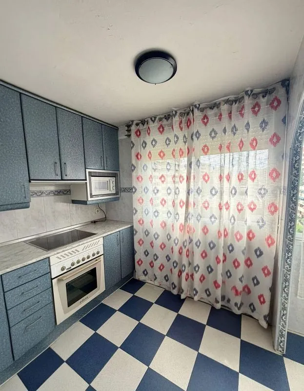 Cuisine - Apartment with Terrace in Fuenlabrada