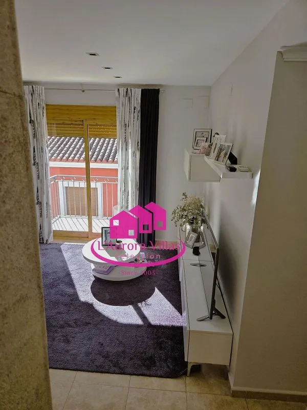 Elutuba - Duplex Apartment with Terrace in Pedreguer