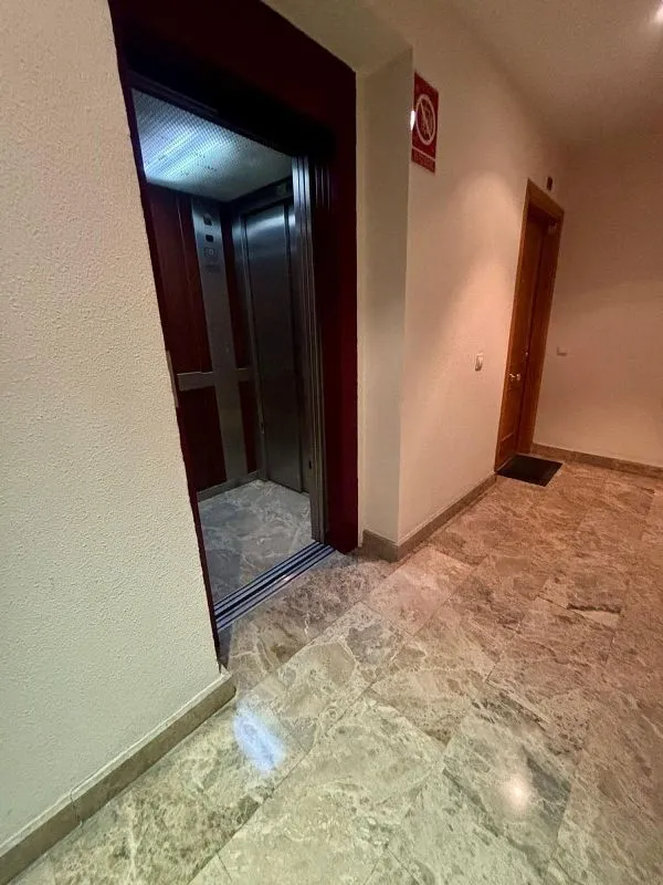 Esik - Modern Flat with Balcony in Arganzuela, Madrid