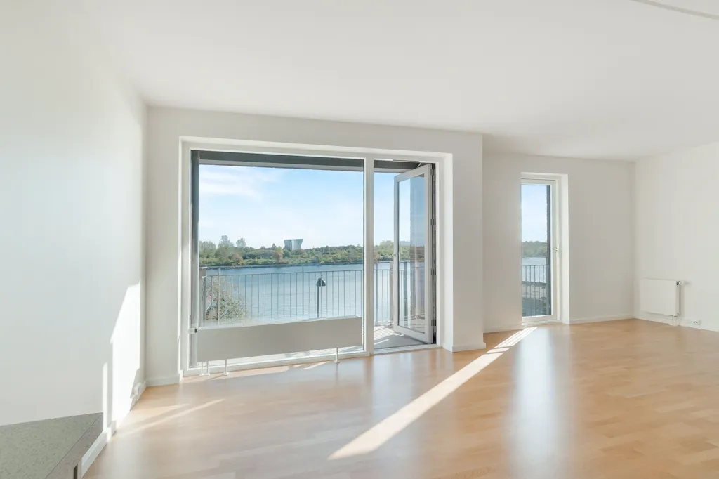Elutuba - 3-Bed Apartment with Balcony in Sydhavnen