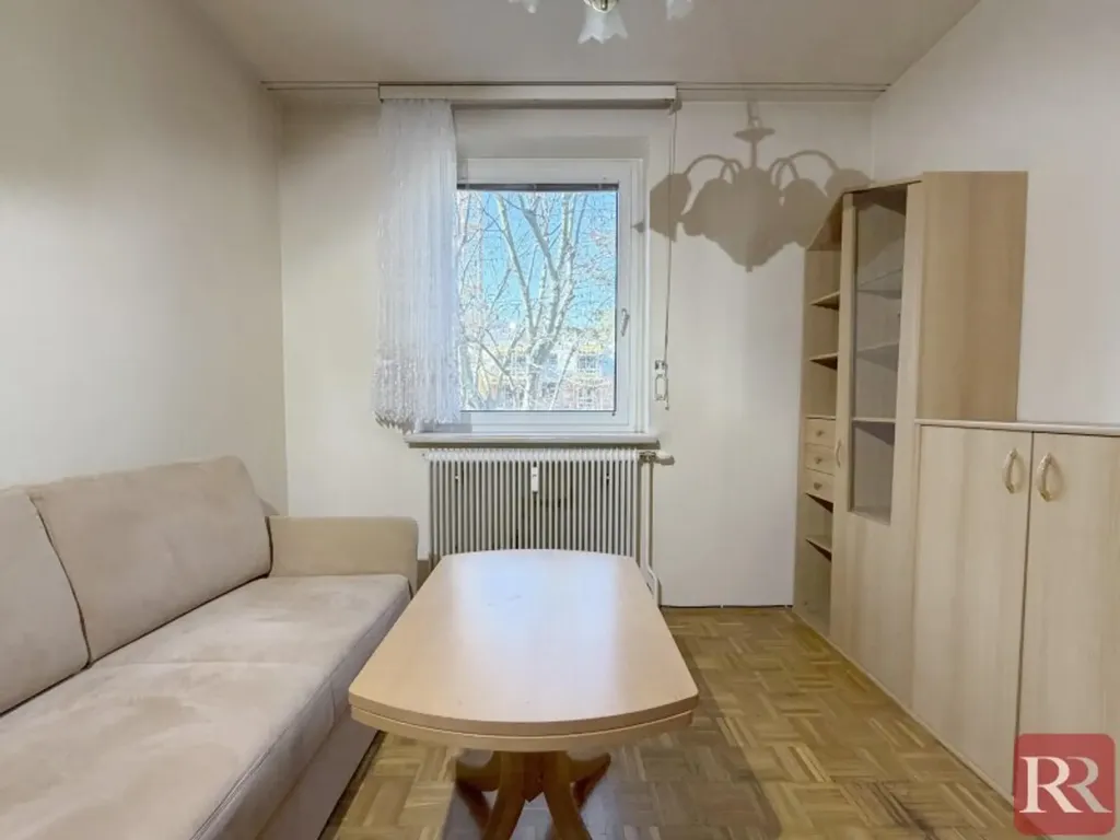 Elutuba - 3-Bedroom Apartment with Balcony in Kritzendorf