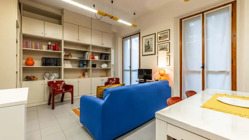 Elutuba - Studio Apartment with Balcony in Milan