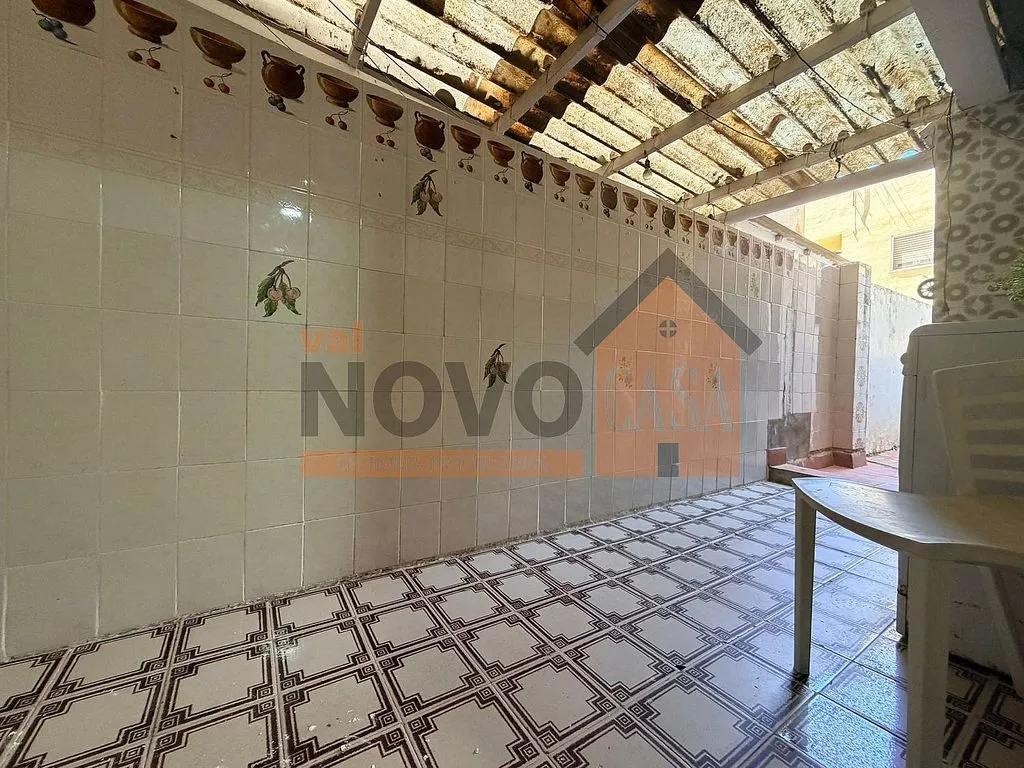 Terrass - Bright Apartment with Patio in Silla