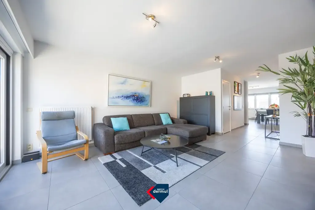Elutuba - Duplex Apartment with Terrace in Oostende