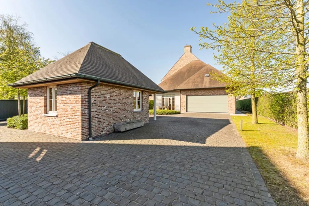 Exterior - Contemporary Villa with Terrace in Wingene
