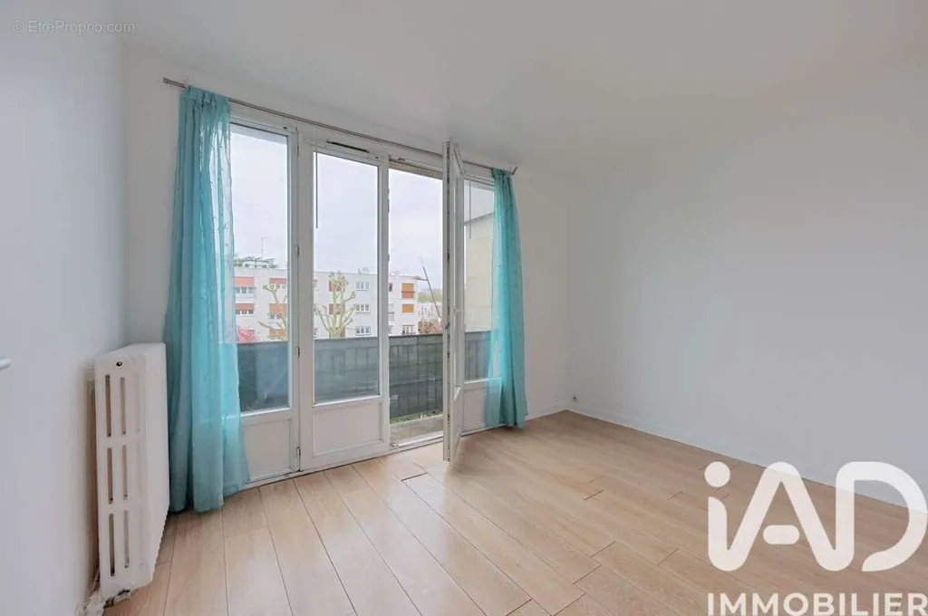 Appartement 4 pièces à Chilly-Mazarin