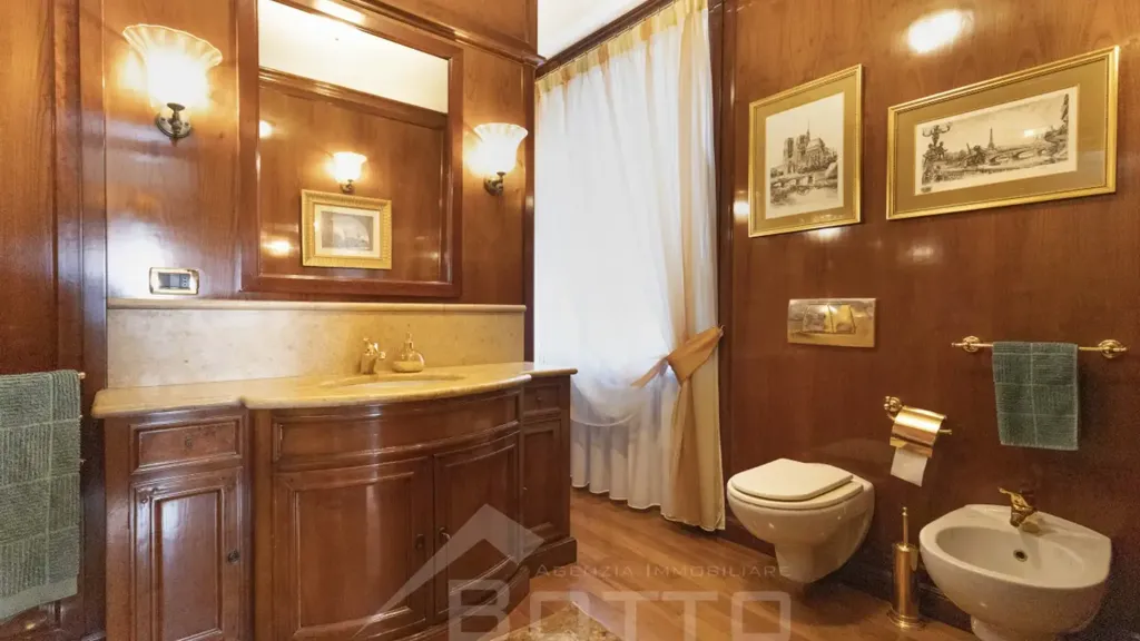 Salles de bain - Historic Villa with Central Location in Grignasco