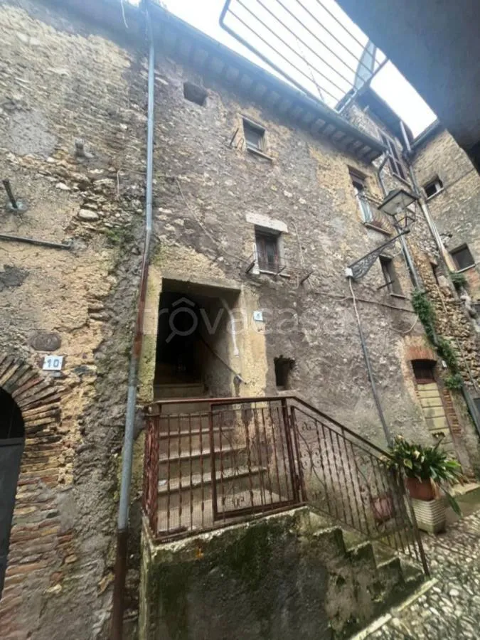 Välivaade - Two-Level Apartment with Fireplace in Frasso Sabino
