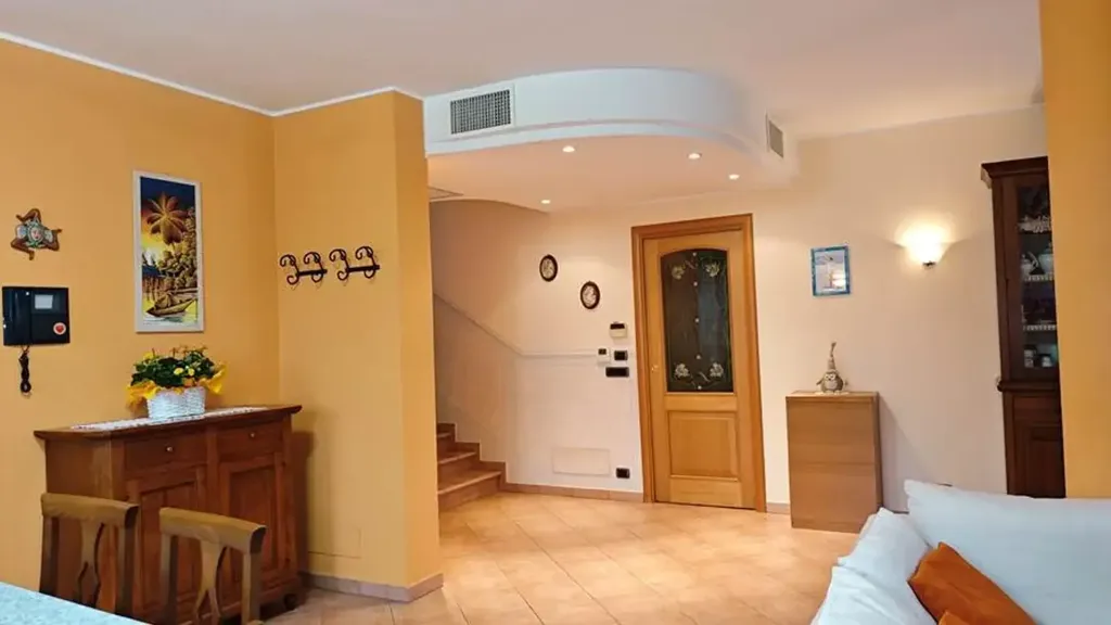 Dining Room - Villa with Pool and Garden in Correggio