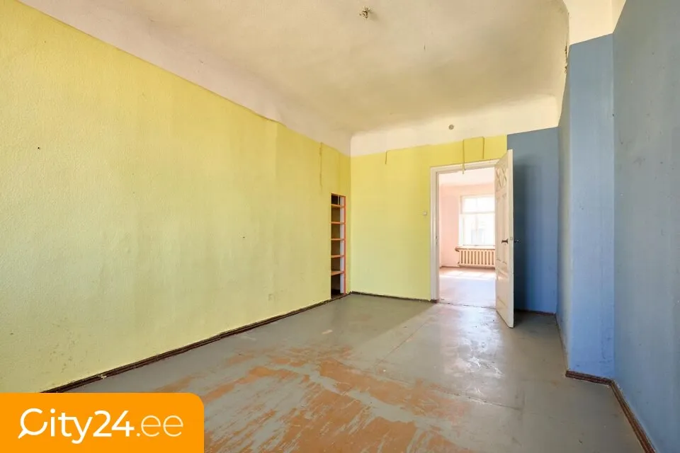 Stanze - Four-Bedroom Apartment in Historic Building, Riga Centre
