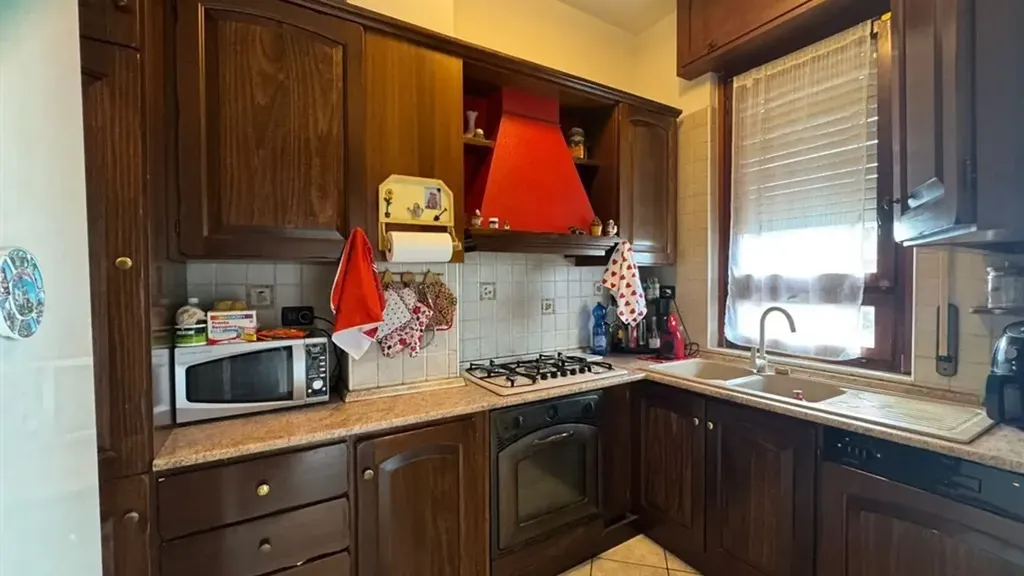Cuisine - Penthouse with Panoramic View in Moncalieri