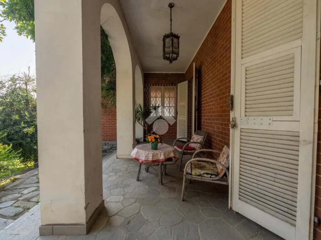 Terrass - Independent Villa with Garden near Revello