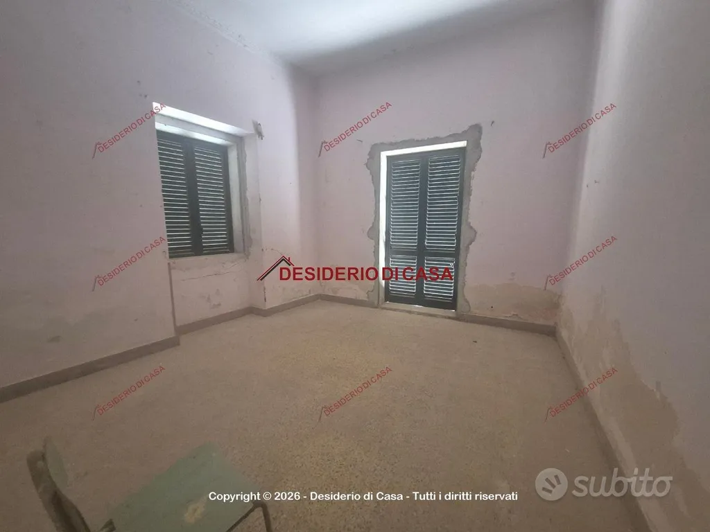 5-room apartment in IT
