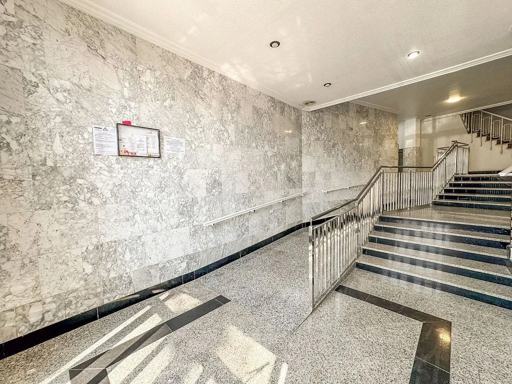 Esik - 3-Bed Apartment with Terrace in Santa Pola Centre