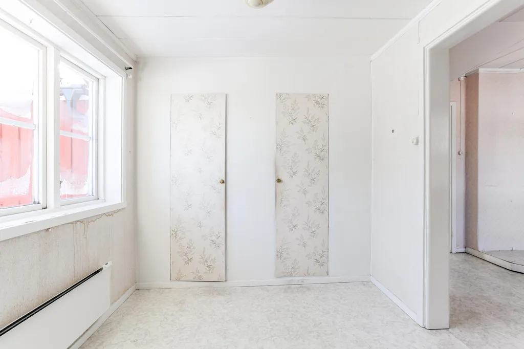 other_room