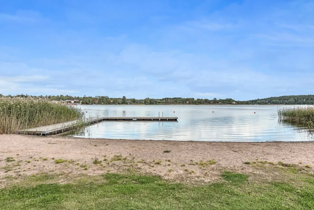 Aed - 4-toaline maja asukohas Bergshamra