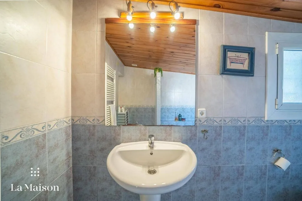 Vannitoad - Detached House with Sea View in Arenys de Mar