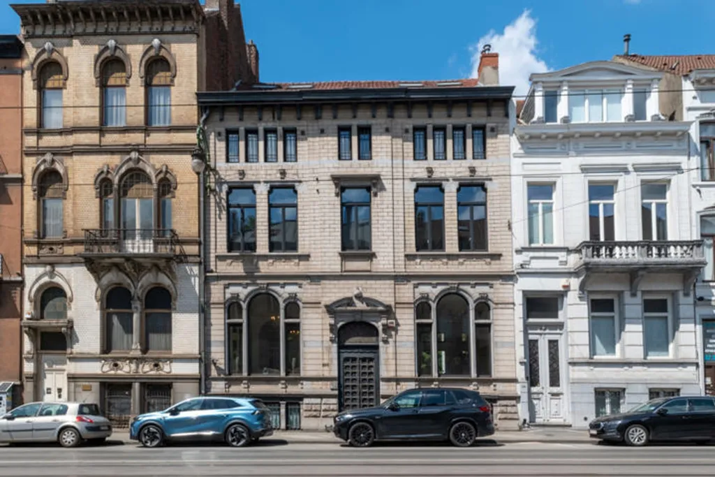 Extérieur - Hôtel Particulier Élégant avec Jardin à Uccle