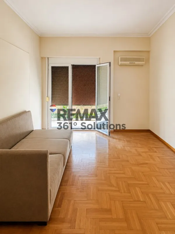 Living Room - Apartment with Lift in Athens Centre