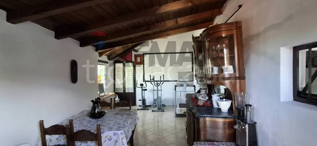 Sala da pranzo - Single-Level Villa with Private Garden in Paruzzaro