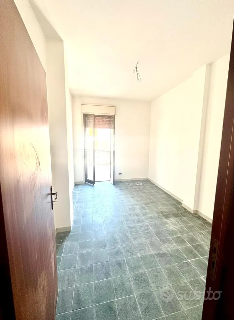 Toad - Bright Apartment with Garage in Giarre