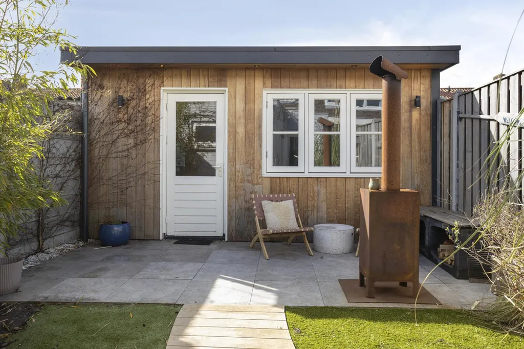 Garden - Characterful Semi-detached House with Garden in Tilburg