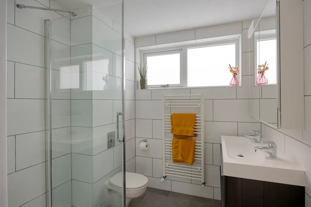 Vannitoad - Spacious End-Terrace House with Garden in Capelle