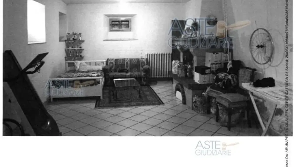 Elutuba - Apartment with Garden in Serra San Quirico