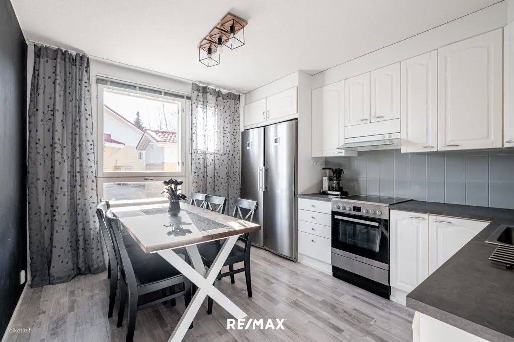Salle à manger - End-Unit Apartment with Sea View in Tuusula