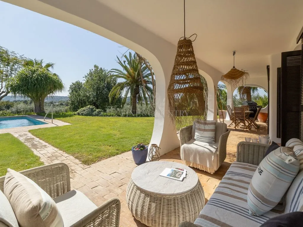 Terrass - Luxury Villa with Olive Grove in Moncarapacho