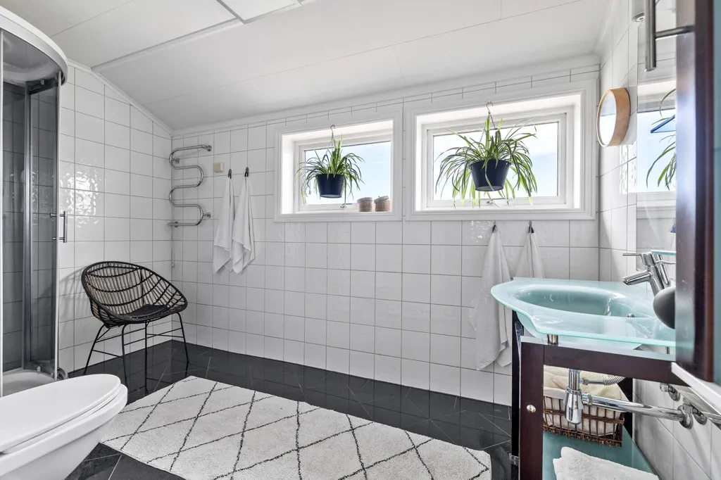 Bagni - Semi-detached House with Garden in Andebu